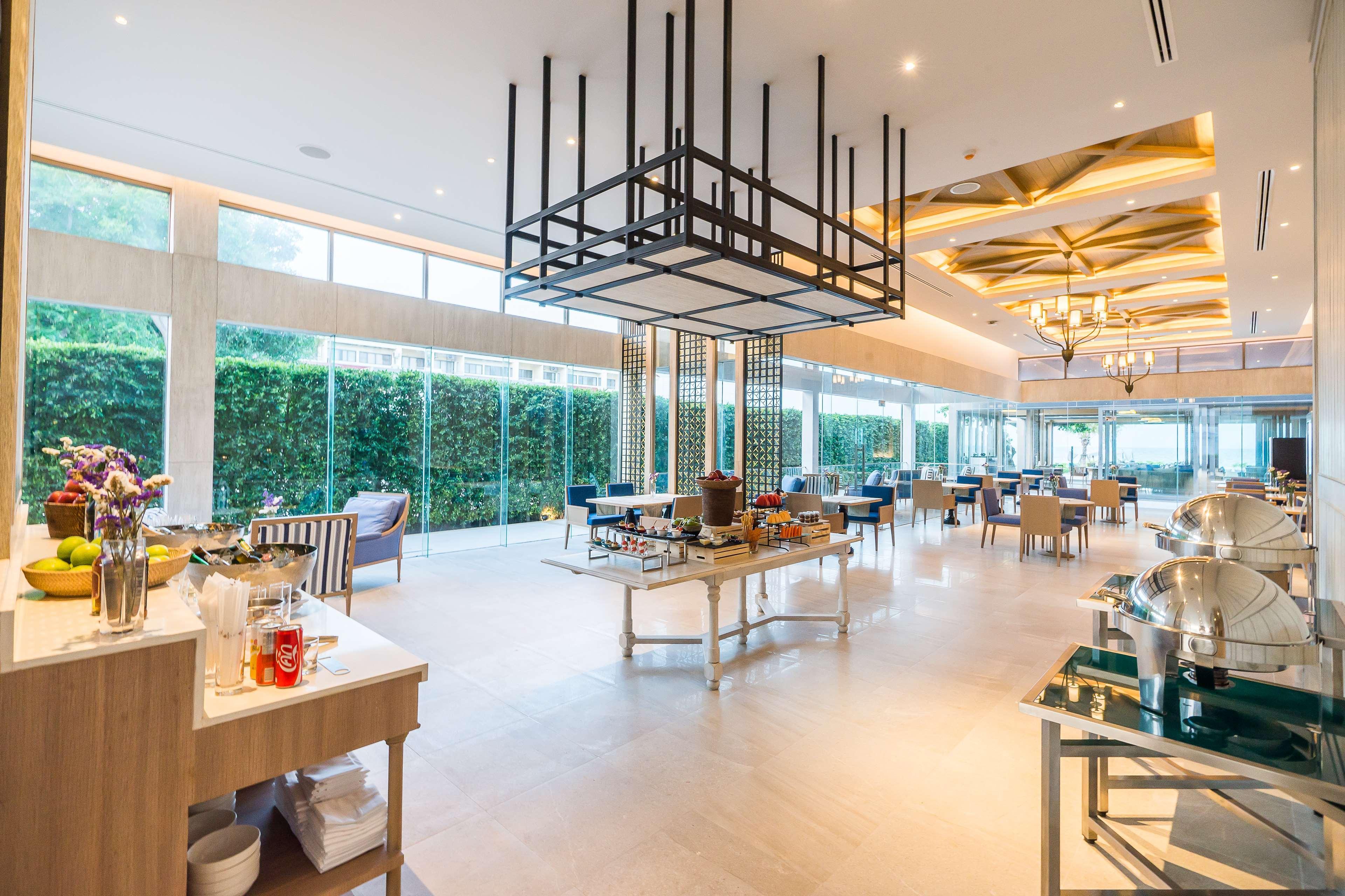 Avani+ Hua Hin Resort Ча Ам Екстериор снимка