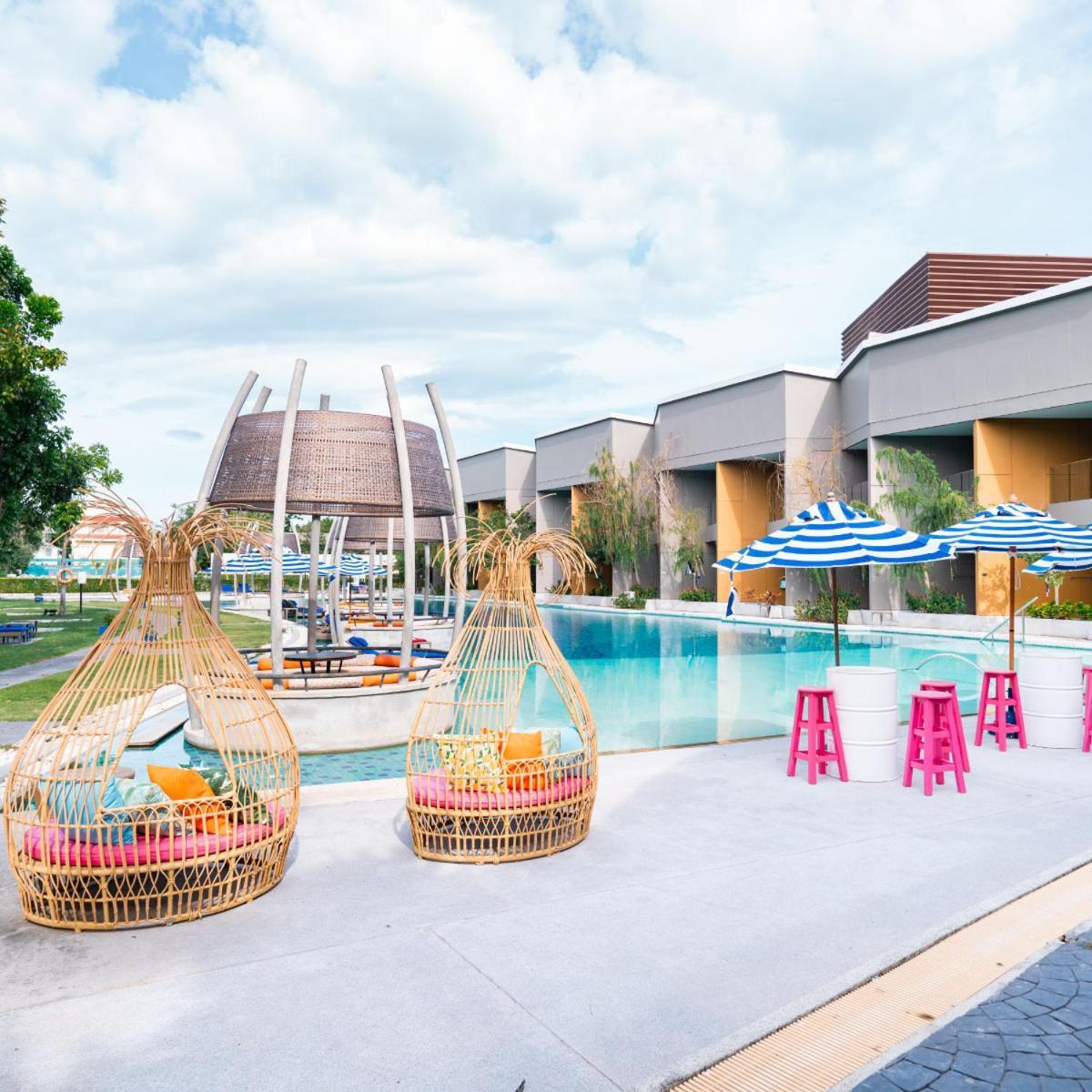 Avani+ Hua Hin Resort Ча Ам Екстериор снимка